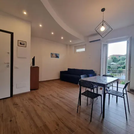 Dina's טלארו
